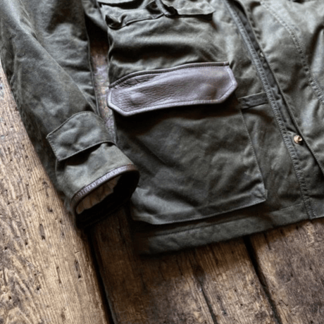 BiburyCourt / Waxedcotton fieldjacket