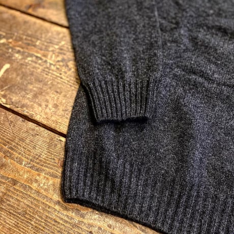 Harley Of Scotland / LAMBS WOOL CREW NECK SWEATER