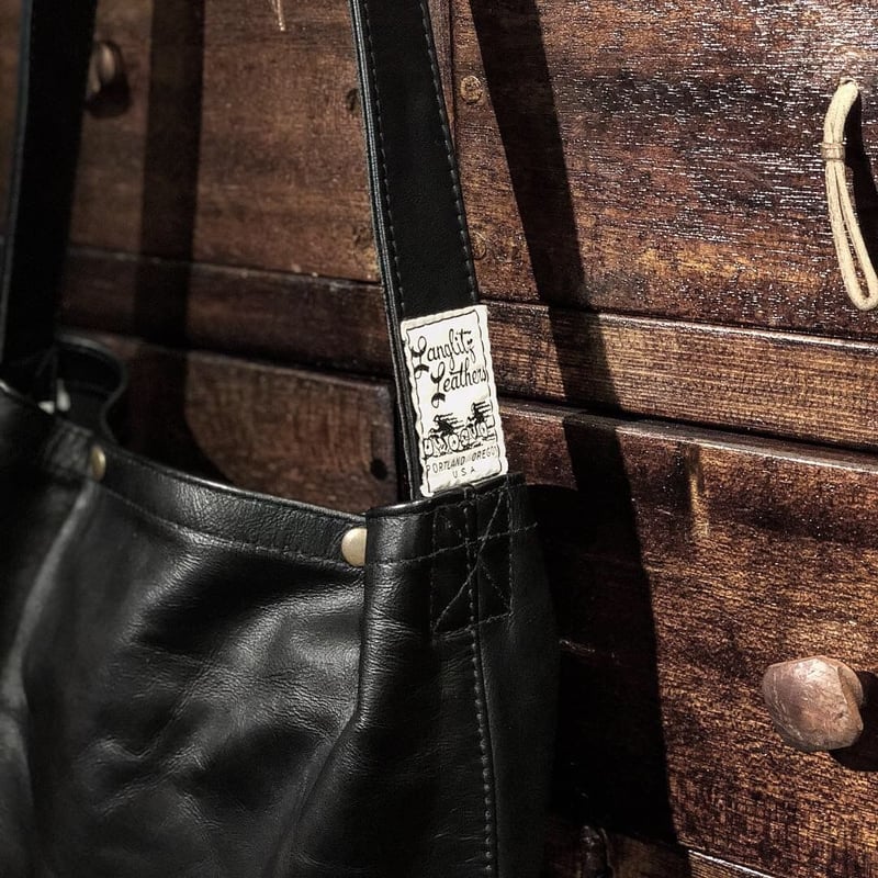 LanglitzLeathers / Postal Poach | GOLDRUSH ONLI LanglitzLeathers / Postal Poach | GOLDRUSH ONLI