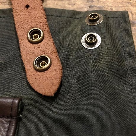 Bibury Court / Waxed Apron