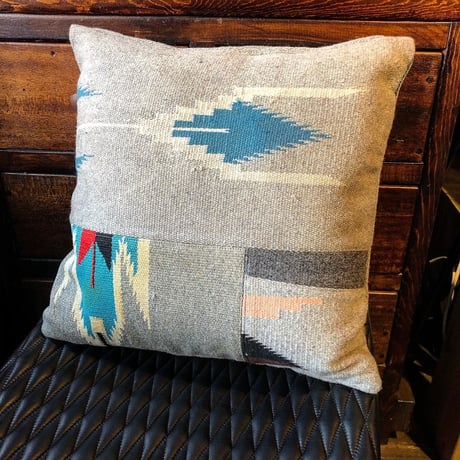 EarthSpirit original / CHIMAYO RUG CUSHION
