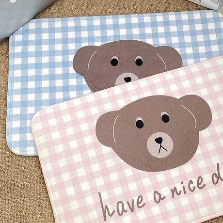 ギンガムチェックのくまさんマット