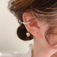 パールビジュー♡ハートイヤーカフ