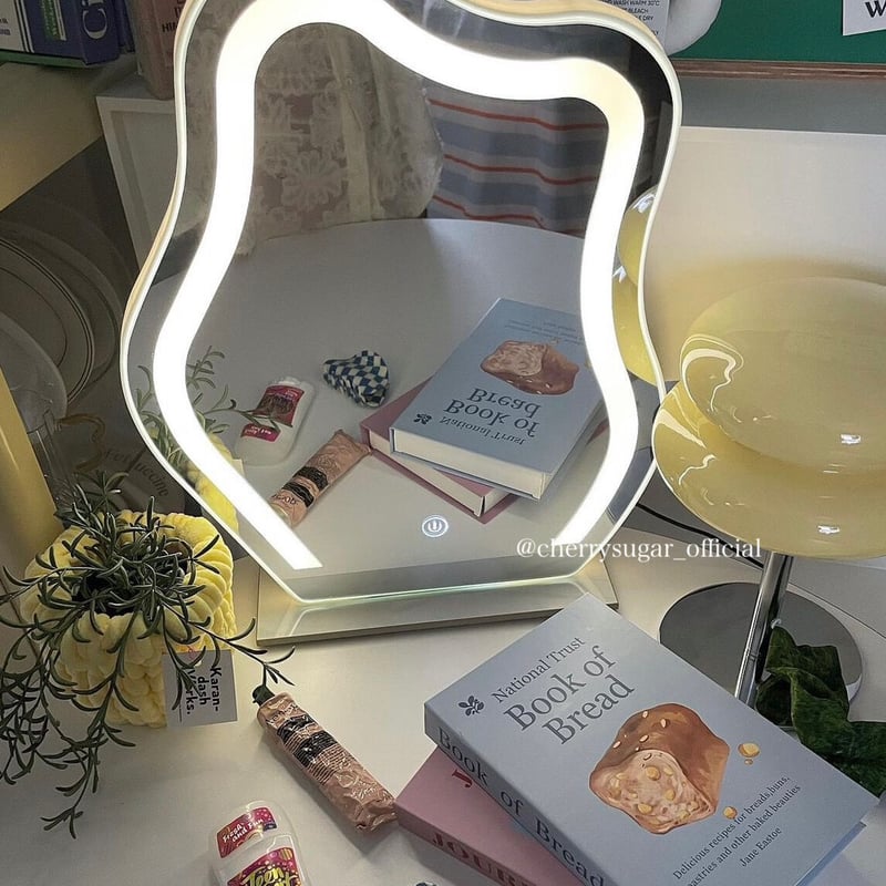 ニュアンスLEDメイクミラー | Cherry Sugar