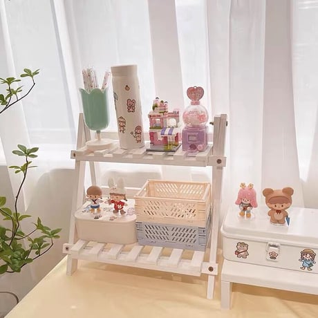 シンプルな木製の2段ラック