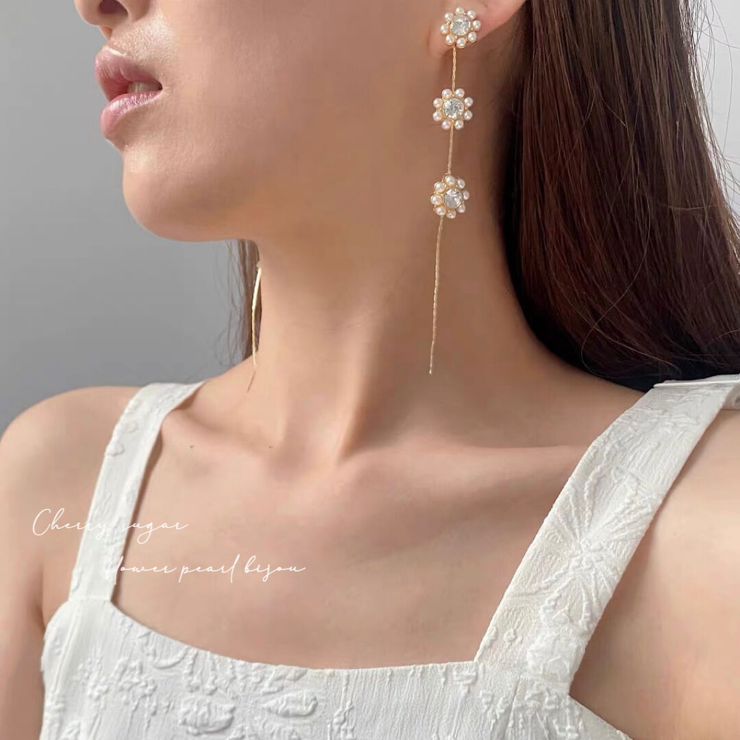 薔薇ビジュー♡じゃらじゃらピアス/イヤリング✩*¨ 295ae71d18643e2dbdbf704e9e24e2