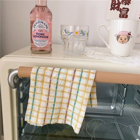 チェック柄のキッチンダスター