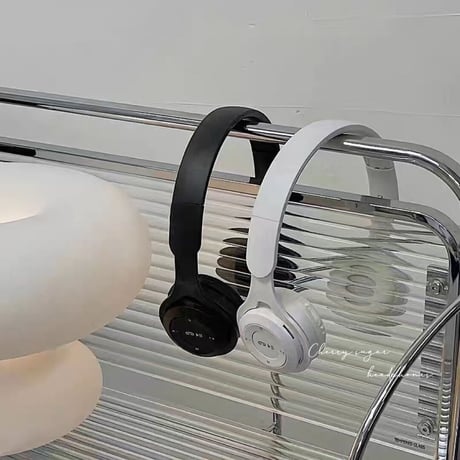 シンプルワイヤレスヘッドホン