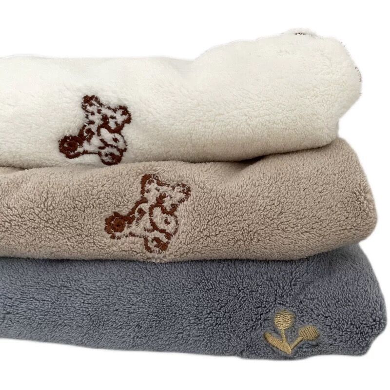 くまさんとさくらんぼのソフトタッチタオル | Cherry Sugar