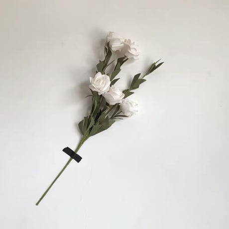 造花のローズ