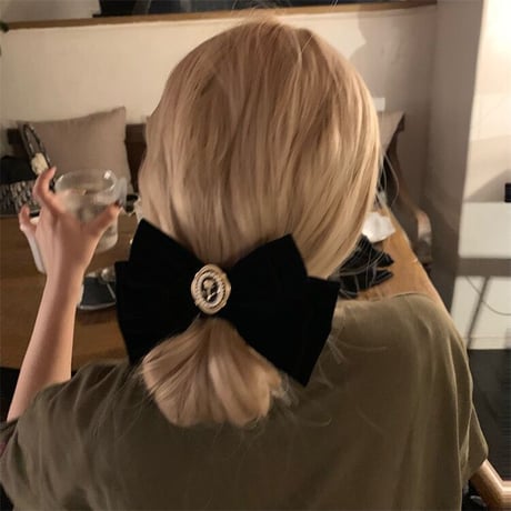 ブラックベルベットrosecharmヘアクリップ