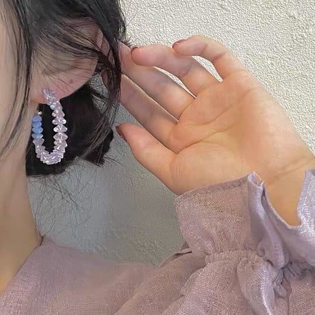 青い珊瑚のサマービジューピアス
