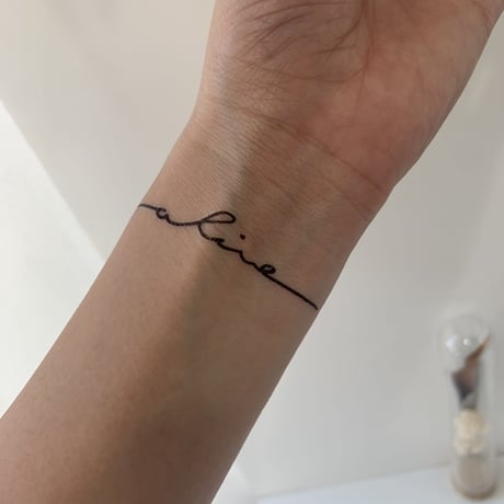 タトゥーシール" logo line "