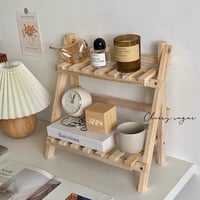 シンプルな木製の2段ラック
