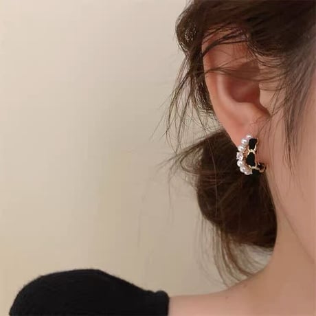ゴールドパールモノトーンピアス