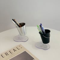 アートなバケツのペン立て