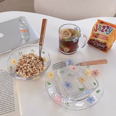 透明なフラワーテーブルウェアシリーズ