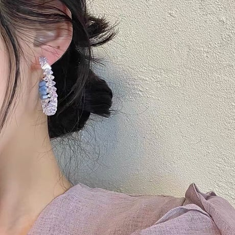 青い珊瑚のサマービジューピアス