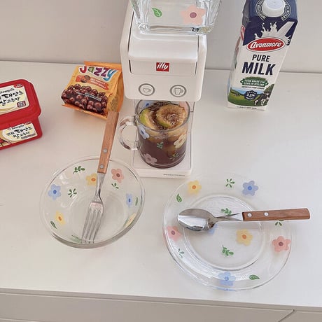 透明なフラワーテーブルウェアシリーズ