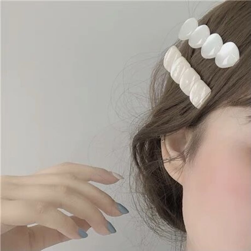 ホワイトシェルのヘアピンセット | Cherry Sugar ホワイトシェルのヘアピンセット | Cherry Sugar