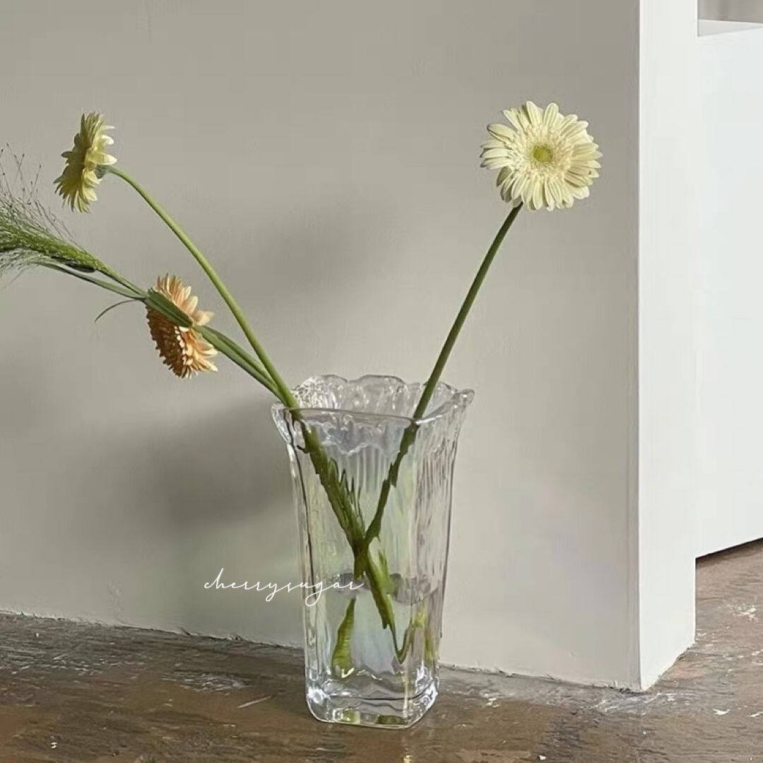 レアな1930年代製、チェリーのアンティーク花瓶 フロストガラス レアな