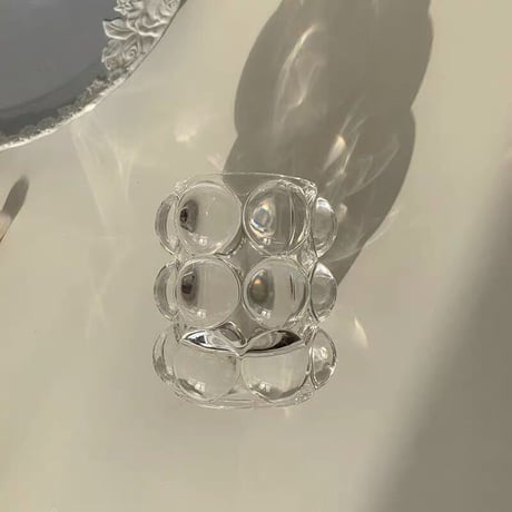 ガラスのデザインスタンド