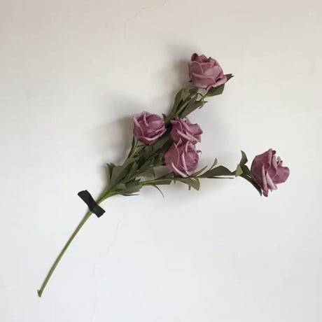 造花のローズ