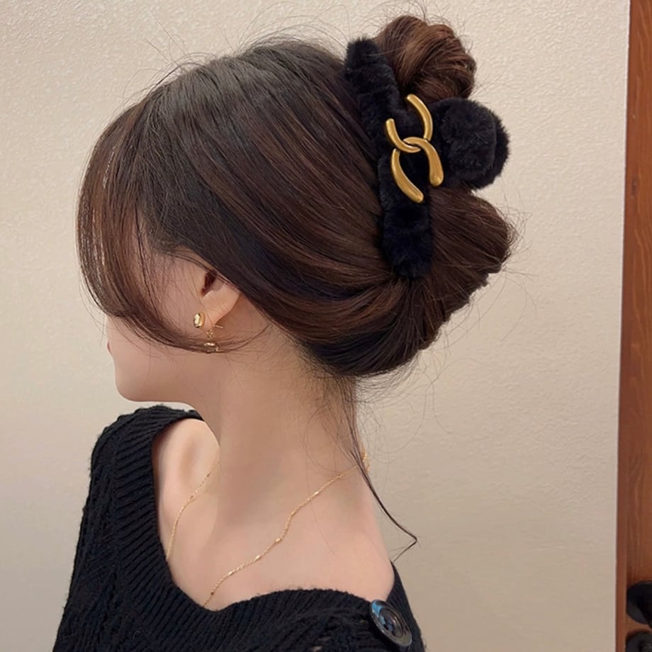 6558bae0463f600fb6e3573e