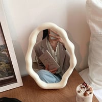 ニュアンスモノトーンミラー