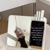 収納付きスマホスタンドミラー