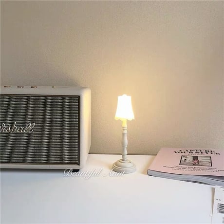 小さなレトロなランプ