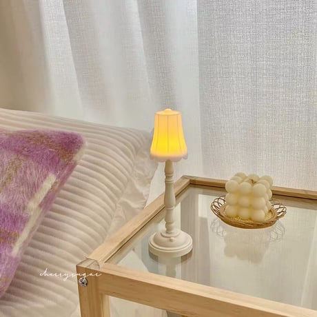 小さなレトロなランプ