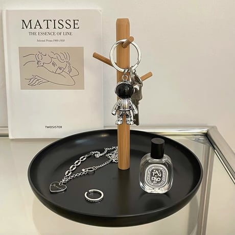 シンプルなウッドツリーのトレイ