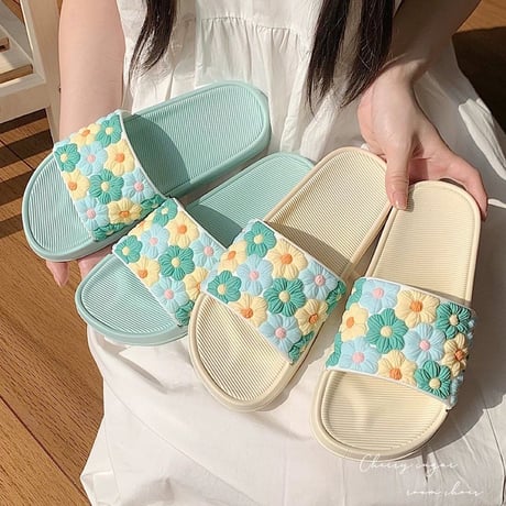 フラワーデザインカラフルルームシューズ