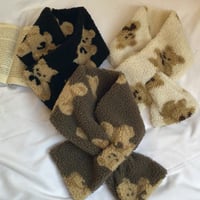 リボンベアのふわふわマフラー