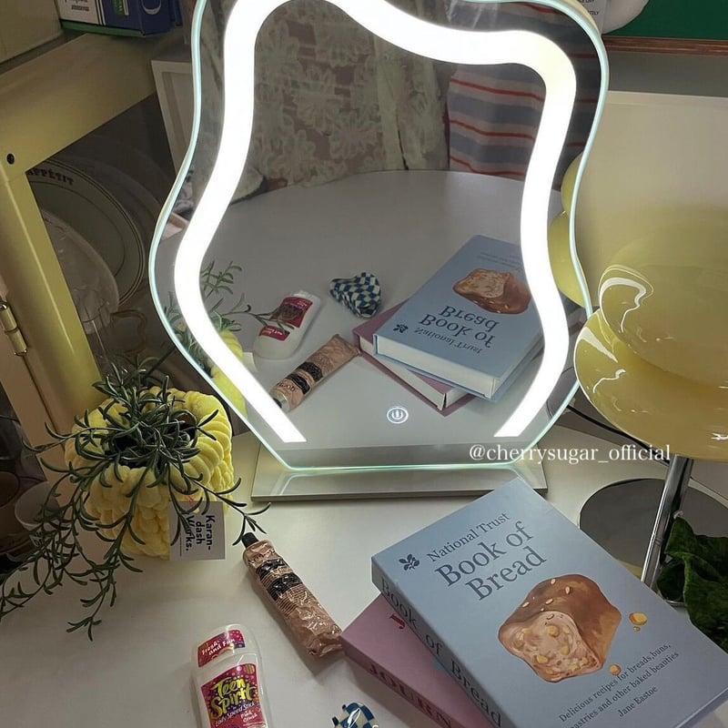 ニュアンスLEDメイクミラー | Cherry Sugar