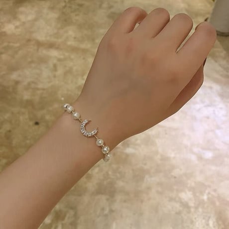パールムーンブレスレット