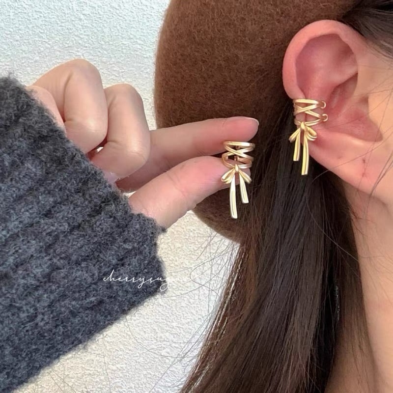 一部即納】編み上げリボンイヤーカフ | Cherry Sugar