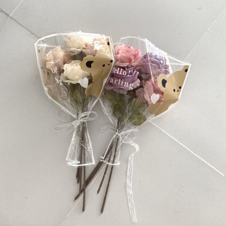 くまさんラッピングの造花のブーケ