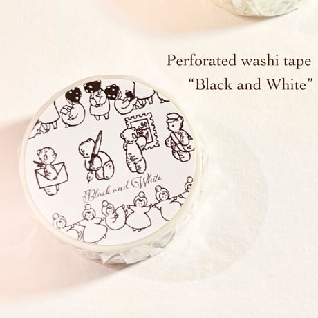 Washi tape with Perforations "Black and White"（ミシン目入りマスキングテープ "Black and White"）