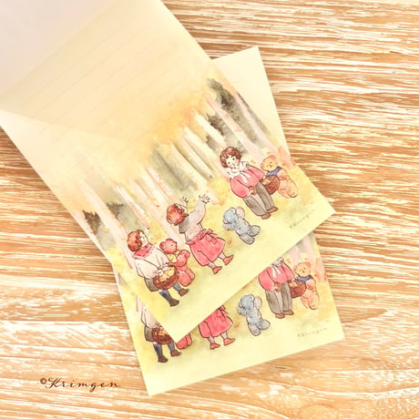 "Three Kids in Autumn Woods"  memo pad （秋の森の三人のメモ帳）