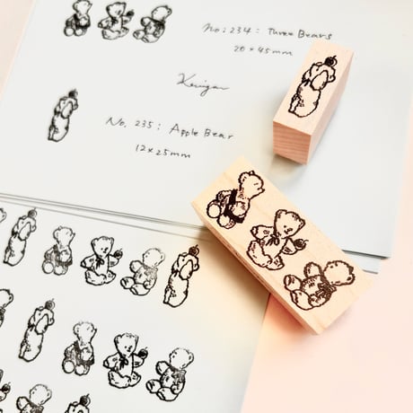 “Apple Bear” Stamp （No.235) りんごのくまハンコ