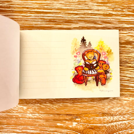 Bear Reading on a Chair メモ帳