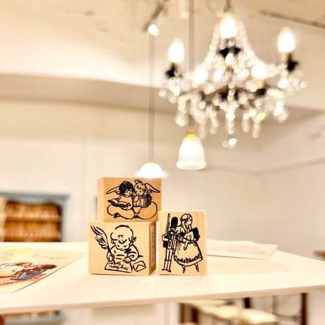 "Two Angels Reading Books” Stamp （No.228  本を読む二人の天使 ハンコ）