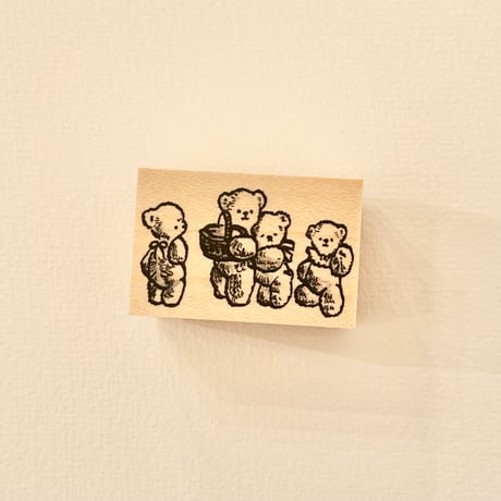 No.241: Bear Holding a Basket Stamp（かごを持つくまハンコ）