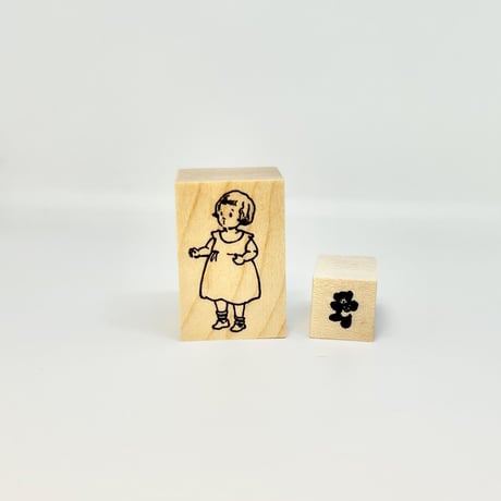 No.85: 女の子 + テディベア  ハンコ