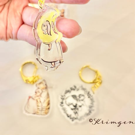 アクリルキーホルダー「月の子」(Acrylic Charm)