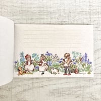 Blue Flowers (Two Girls) メモ帳