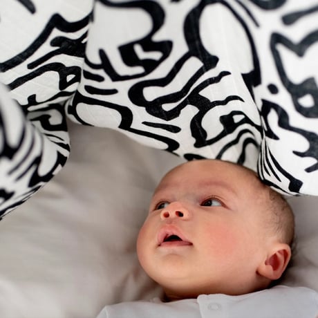 ETTA LOVES x KEITH HARING 'BABY' XL MUSLIN - for newborn to 4 months old babies