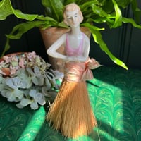 ART DECO PORCELAIN HALF DOLL BRUSH (1点物)